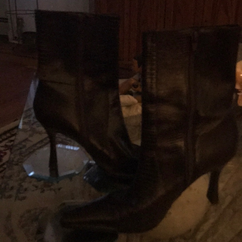 Beautiful dress boot not hurt at all